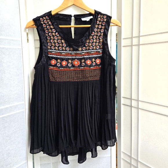 THML Tops - THML black embroidered floral velvet top